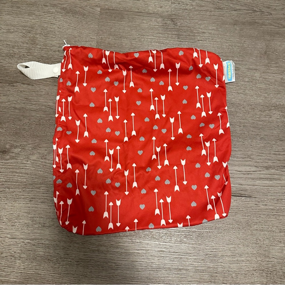 Thirsties Straight to the Heart Wetbag